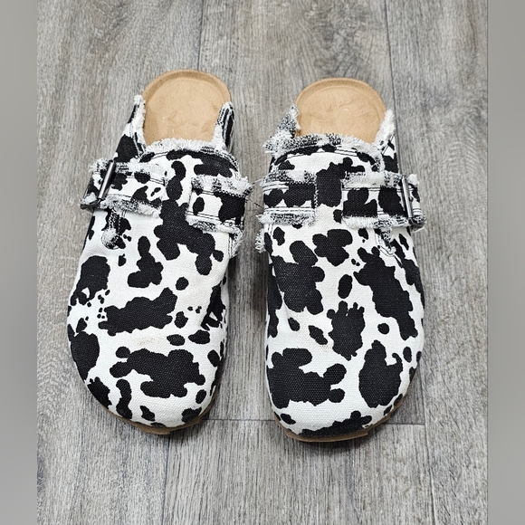 Women's Very G Black and White Cow Print Clog Shoes-Size 9 - Picture 2 of 9